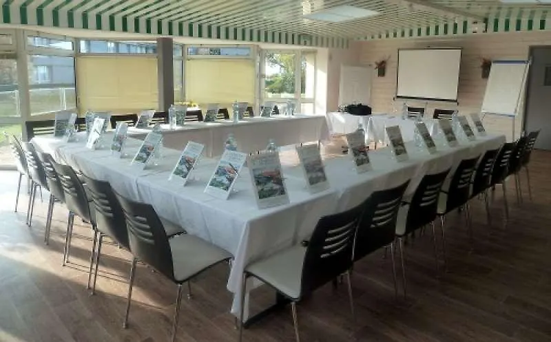 Brit Hotel Golfhotel Saint Samson بليمور-بودو